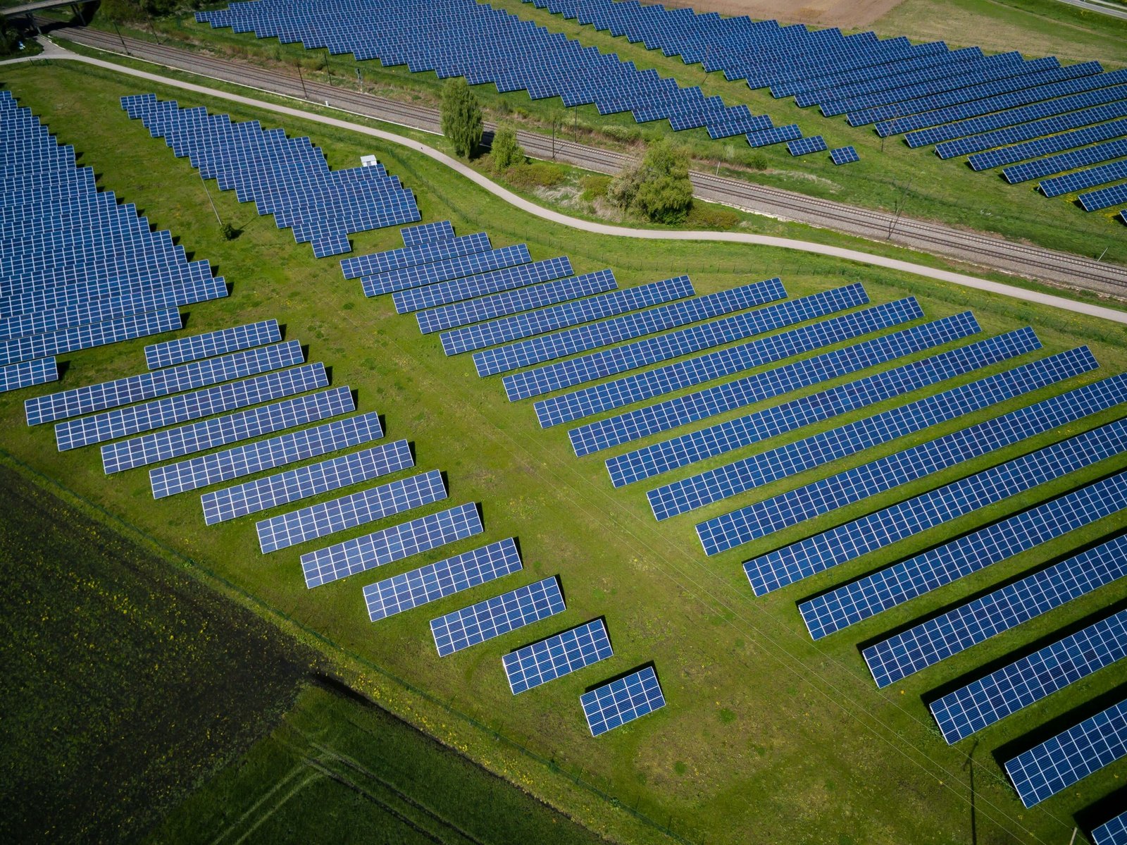 The Future of Renewable Energy Technologies: Advancements and Innovations