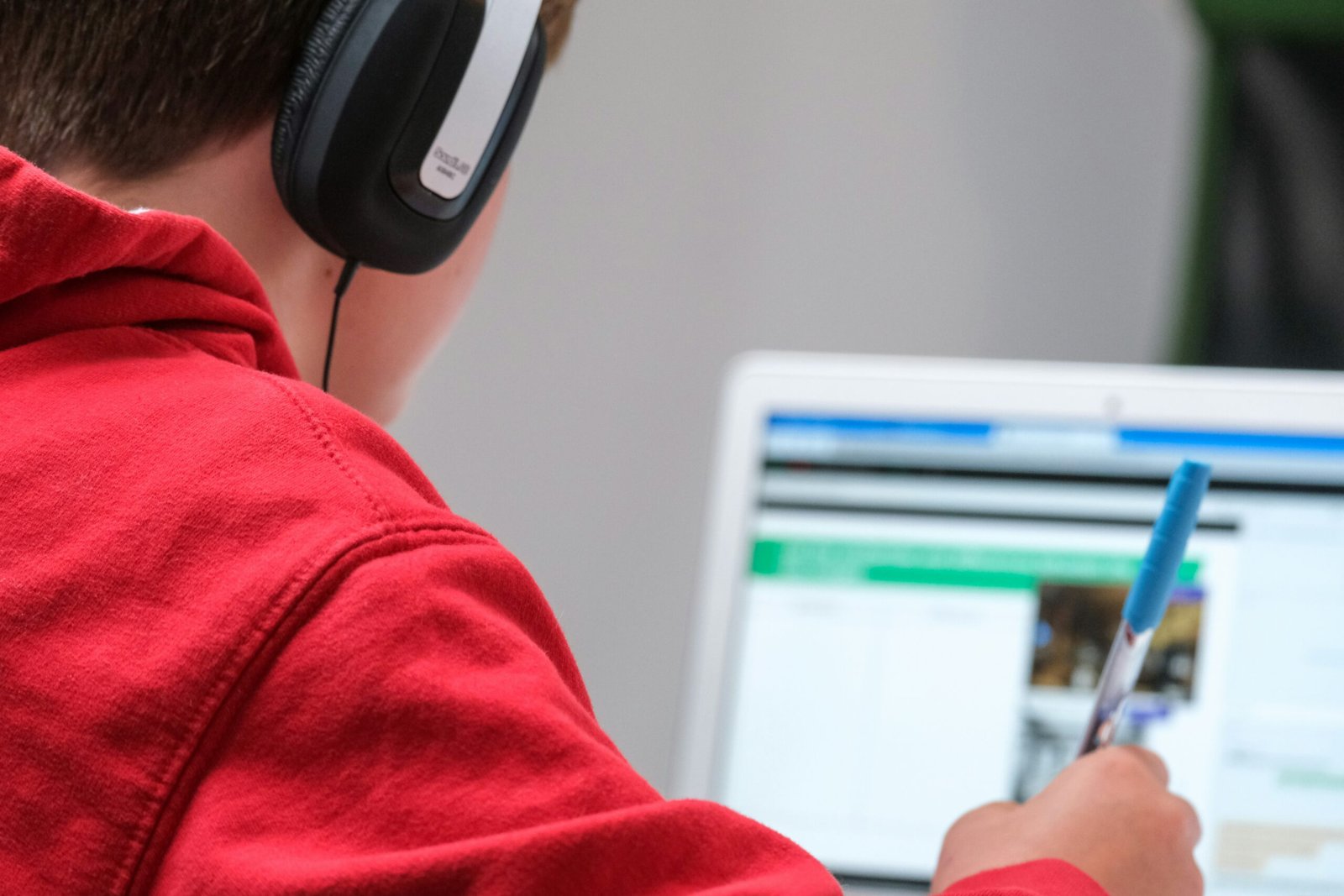 The Growth of Online Learning Platforms: Technology in Education